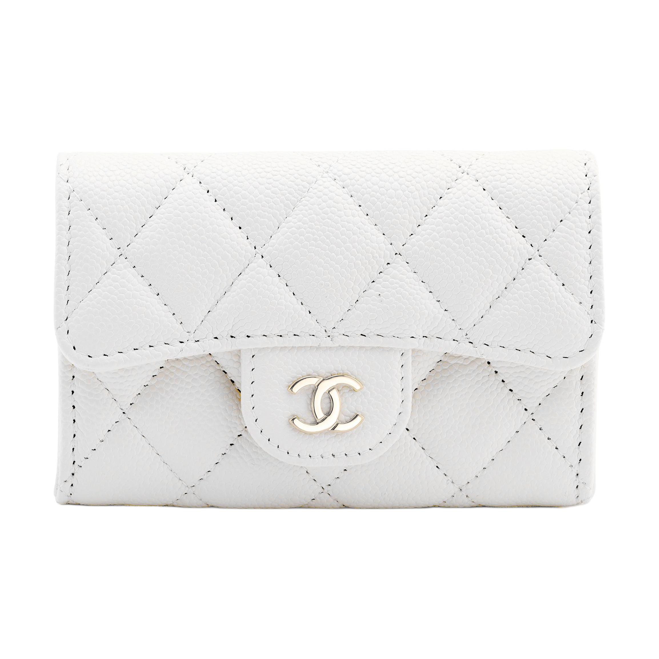 

Chanel 23C Classic Vertical Gold Logo Double C Quilted Glossy Grain Calfskin Card Holder Small Women Card Holder White AP0214-B10583-10601