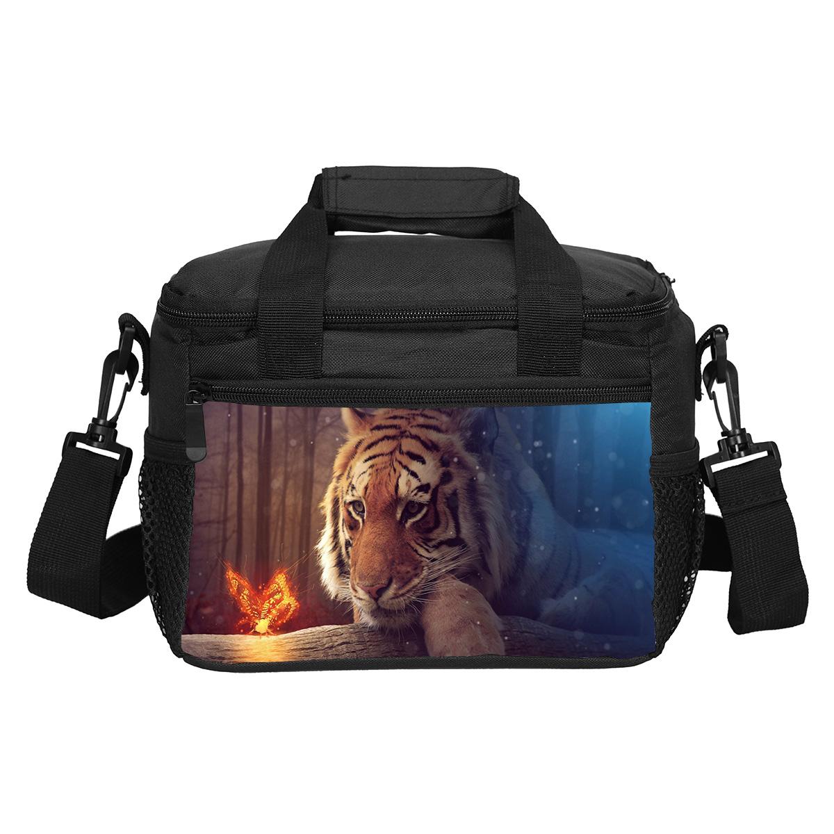 Tijgers nieuwe lunchtas is veelzijdig, trendy en heeft een dierendruk die niet botst. Het is een schoolverjaardagscadeau voor jongens en meisjes