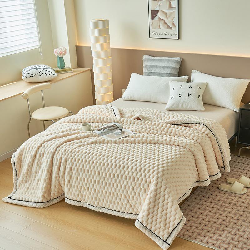 Autumn Winter Warm Sleeping Blanket Soft Comfortable Flannel Fleece Blankets for Bed Cozy Fluffy Warmth Blanket