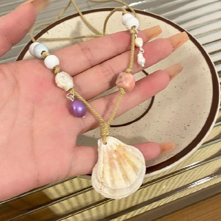 Natural Beaded Shell Necklace Lightweight Summer Jewelry Versatile Beachwear Accessory Gift for Women And Teens