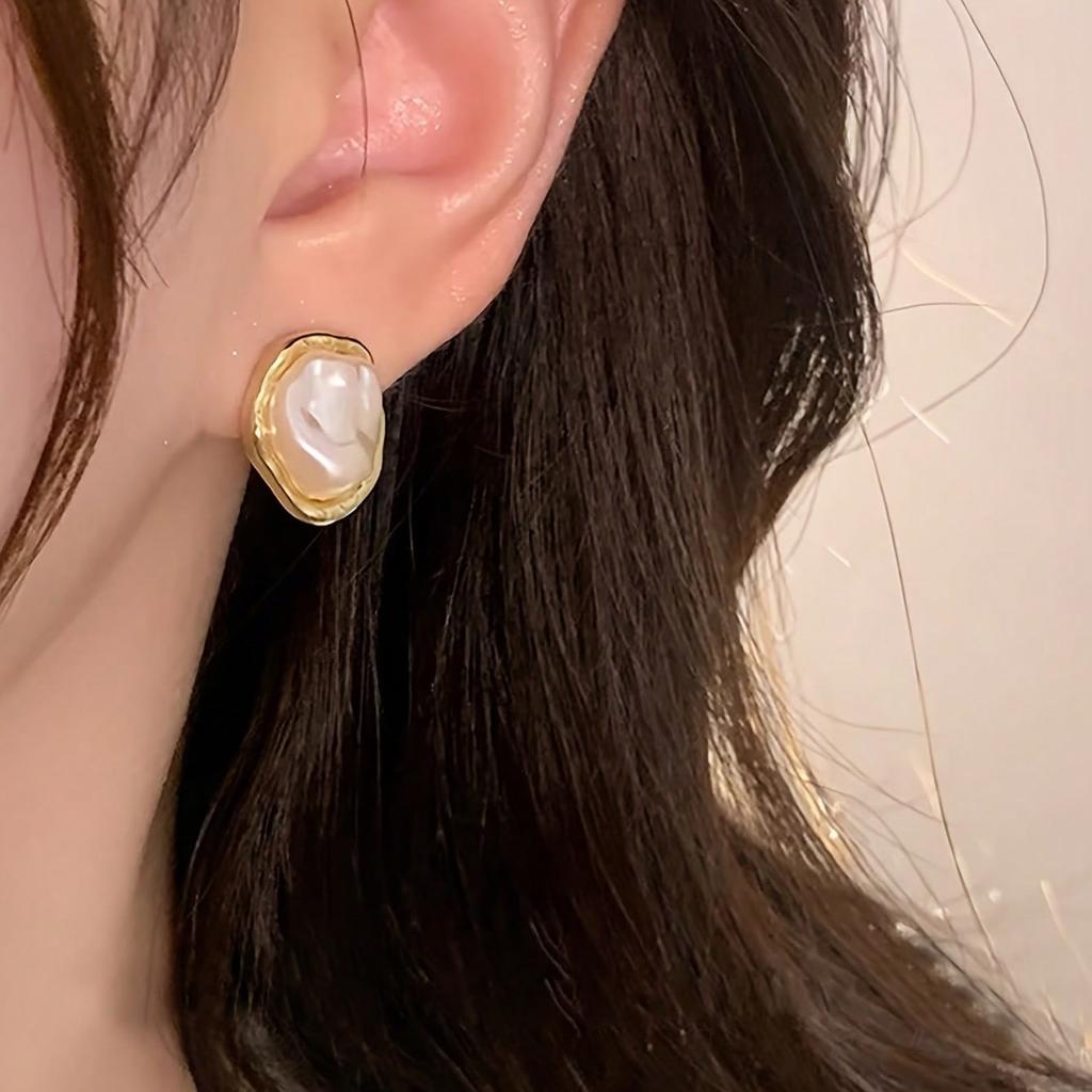 2pcs Irregular Baroque Pearl Earrings, Simple And Unique Design, Versatile Earrings For Daily Commuting