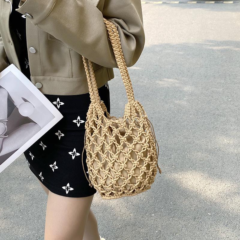 Women's Summer Crochet Beach Handbag - Casual Hollow Weave Single Shoulder Vacation Bag
