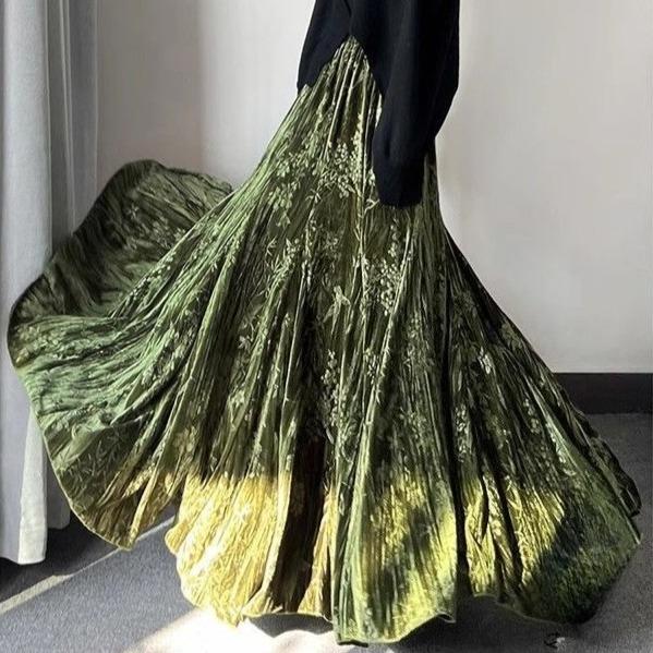 Retro Women's Velvet Long Skirt  Printed Velvet Skirt Autumn and Winter Thick Flared A-Line Skirt