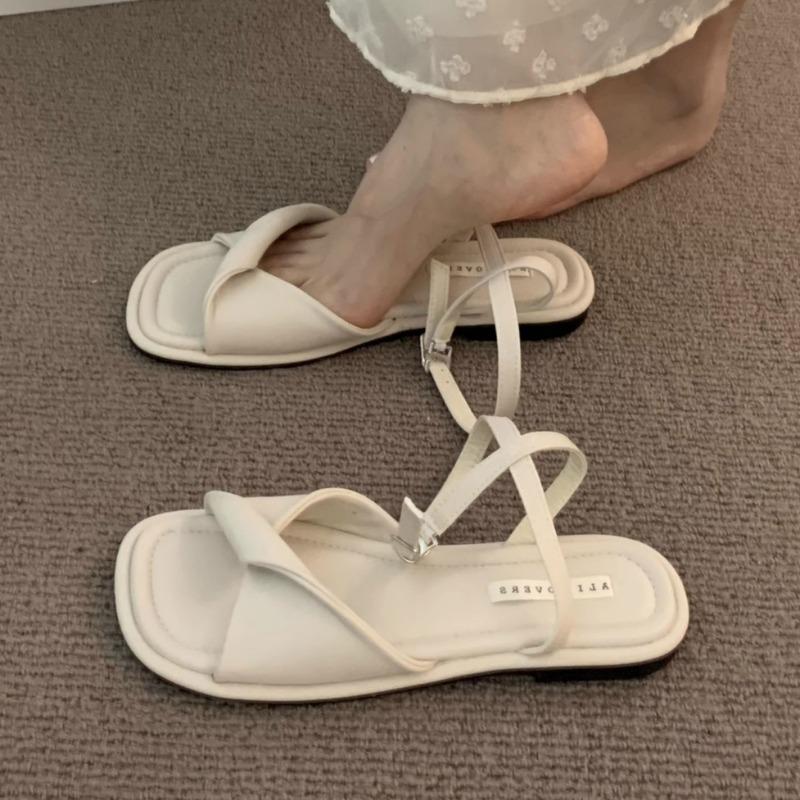 Mode Eckige Zehen Flache Sandalen Damen Hausschuhe Freizeitschuhe Frau 2025 Trend Sommerkleid Strand Komfortschuhe Flip Flops Pantoletten Mujer