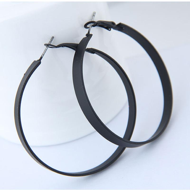 Stylish, Metal Simple Circle Personalized Ear Buckle Earrings, Simple Black Exaggerated Round Earrings