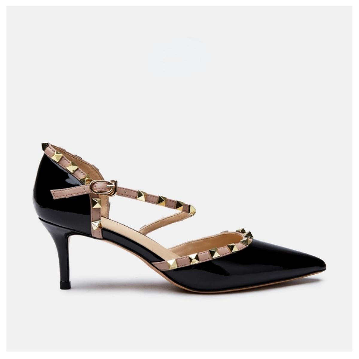 

Модные летние женские красные босоножки на высоком каблуке, модный фирменный дизайн, шпилька, дикие сексуальные туфли с острым носком и полыми заклепками, одинарные женские туфли 40 чёрный