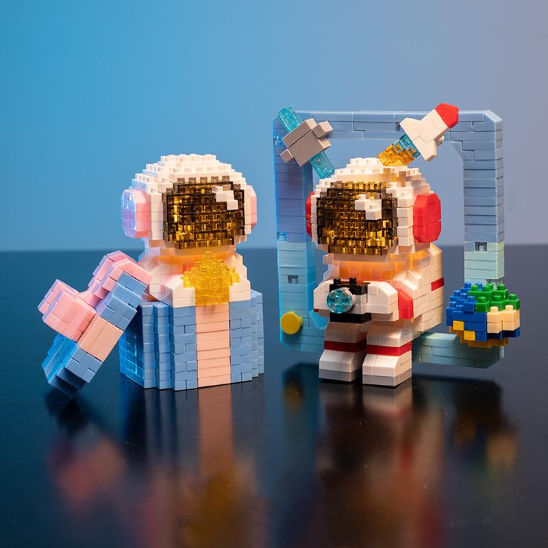 Micro Particle Building Blocks Creative Space Aerospace Glowing Astronaut Figure With Light Diy Bricks Set Toys For Kids Gift
