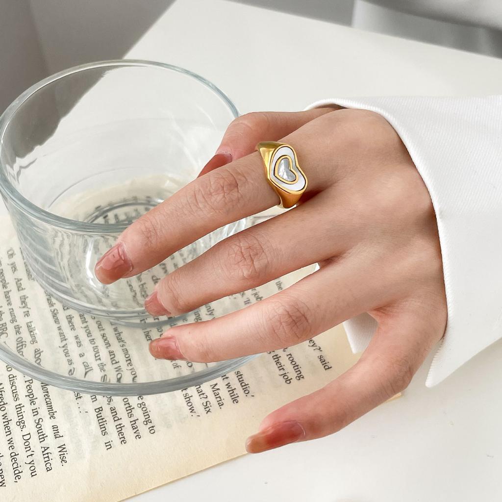 Fashion Vintage Bohemia Pink Enamel Love Heart Ring Stainless Steel Cute Finger Rings For Women Girl's Rock Jewelry Gift For Gir