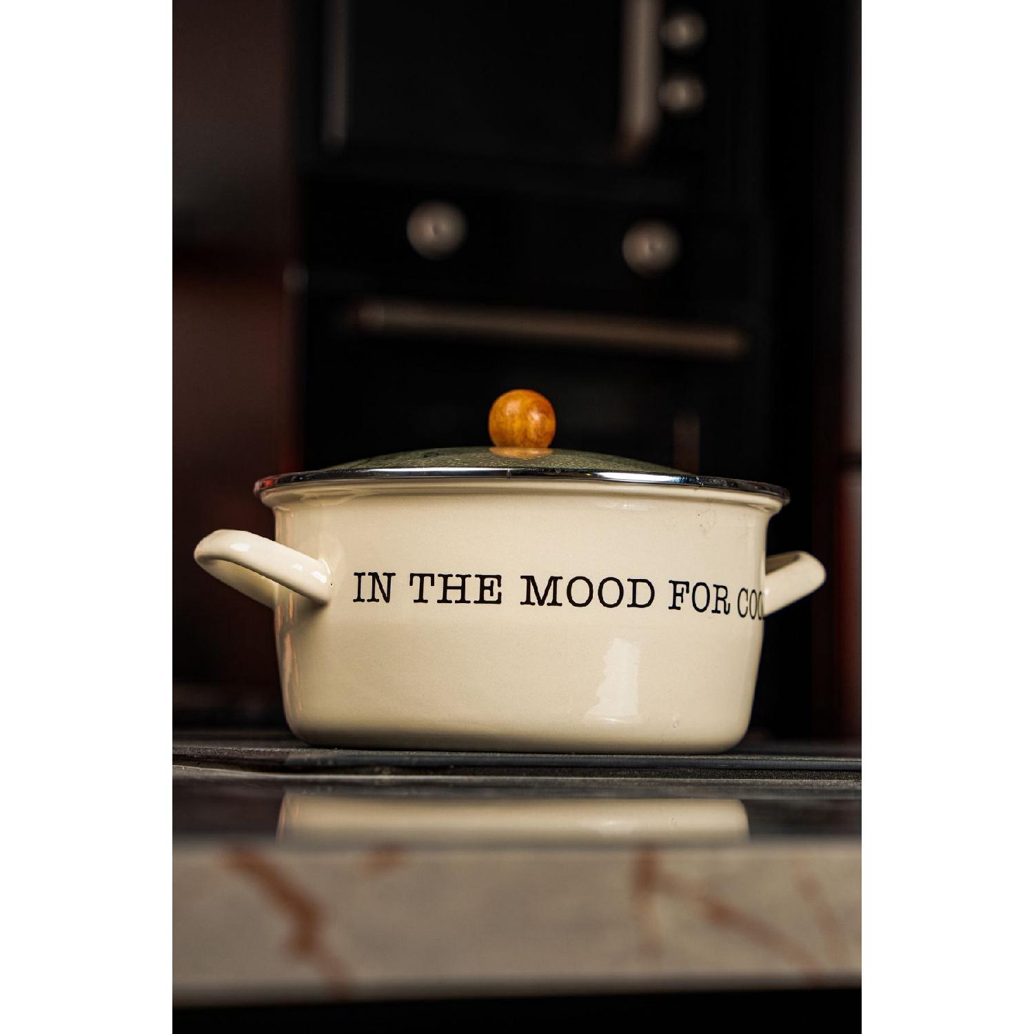 

Enamel Glass Frying Pouver With Frying Puel Fritous Cream 22 Cm 4 Liter вершковий