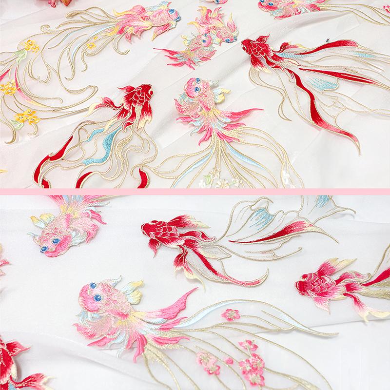 1Pc Antique Chinese Style Koi Fish Applique Embroidery Sew On Patches Sticker Diy Sewing Supplies for Hanfu Dress Clothing Patch