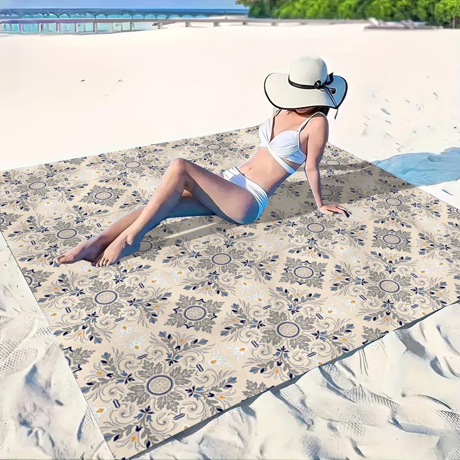 

1PC Outdoor Beach Mat, Beige, Vintage Floral Tile Pattern, Printed Beach Mat Easy to Clean, Made of Polyester Fabric W40*H60(CM)