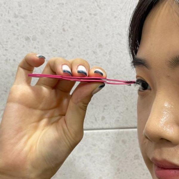 

[OFK8L391] Wide-Type Eyelash Tweezers (12103459)