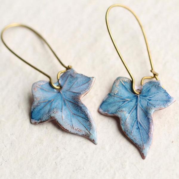 "Hecheng Wish Blue Maple Leaf Earrings - Cool and Beautiful Eternal Flower Design"