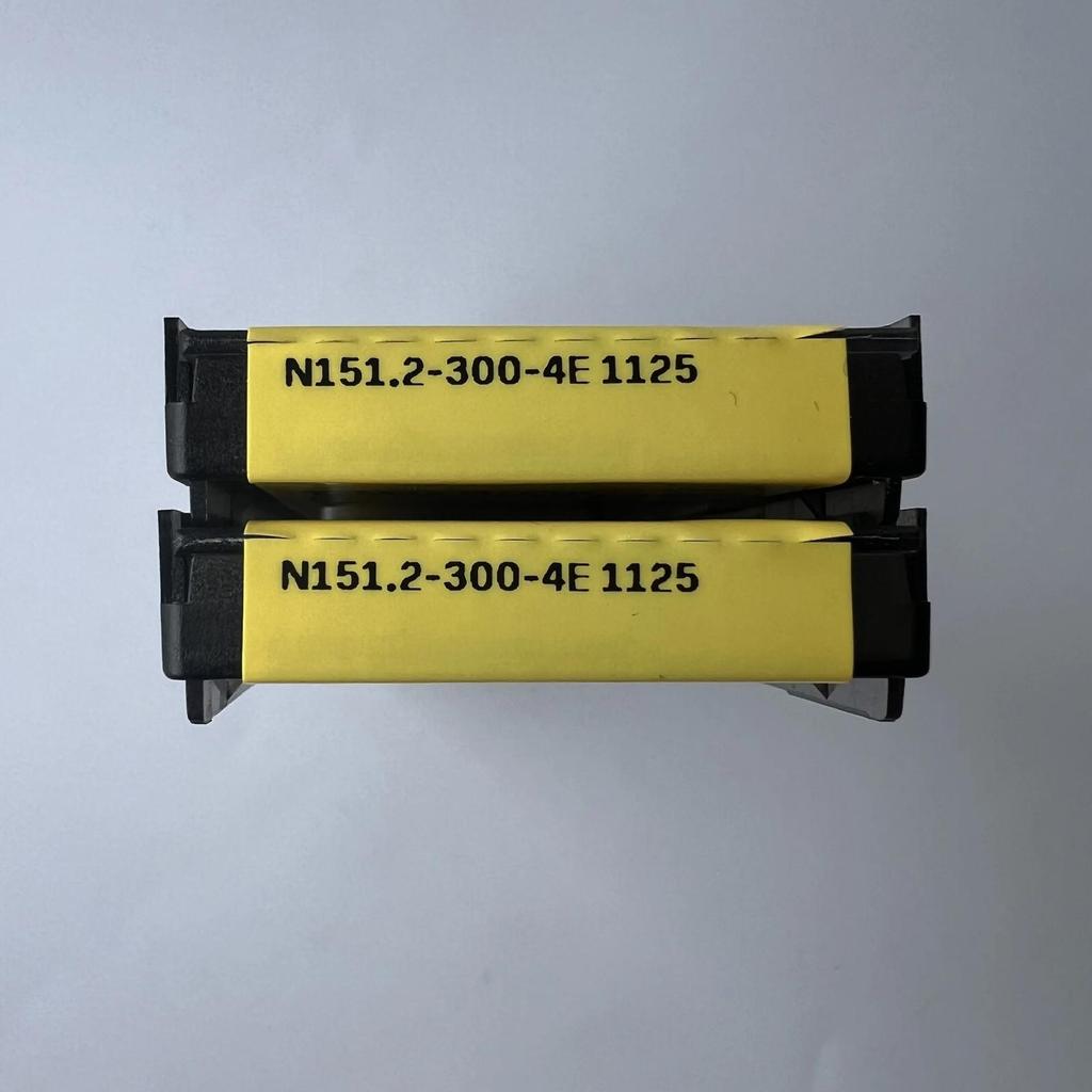 N151.2-300-4E 1125 / Industrielle Wendeschneidplatten aus Hartmetall 10 Stück