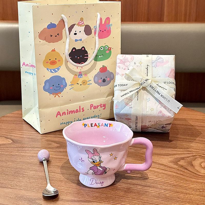 Genuine high-value children's water cup cute ceramic mug dormitory office coffee mug for girl's birthday gift