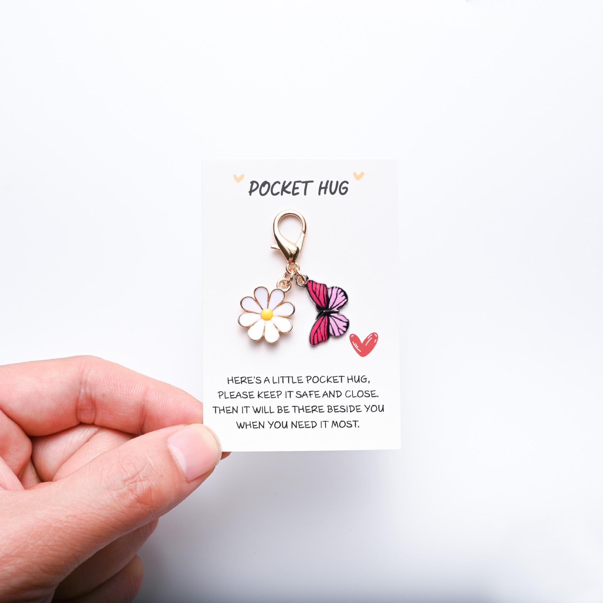 Pocket Hug Greeting Card with Cute Insect & Daisy Keychain Pendant Gift