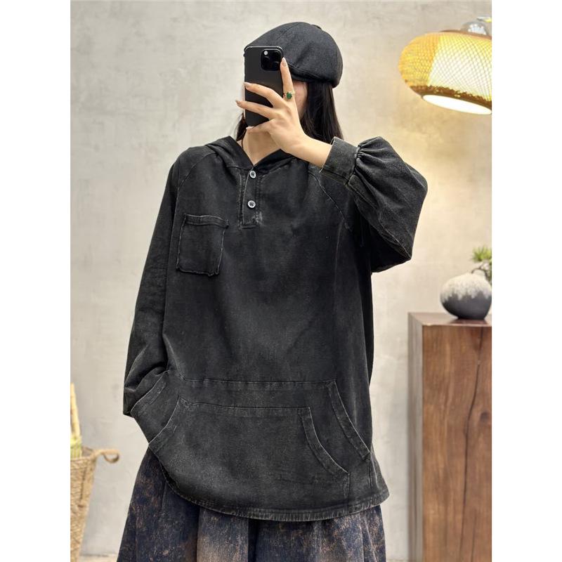 

Women s Vintage Washed Applique Hoodie Top One Size чорний