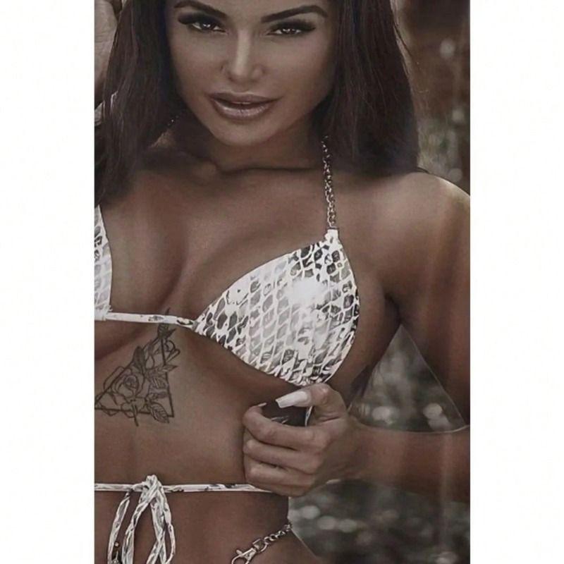 

Shiny Blonde 2D Aluminum Metal Wall Poster for Home Decor