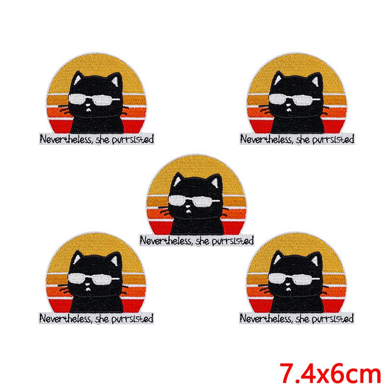 10 ks / Loty Série Černá kočka Vyšívané Kreslené Zvířecí Odznaky Klobouky Batoh Oblečení Zdobit Zvířecí Nášivka Nažehlovací Nášivky DIY