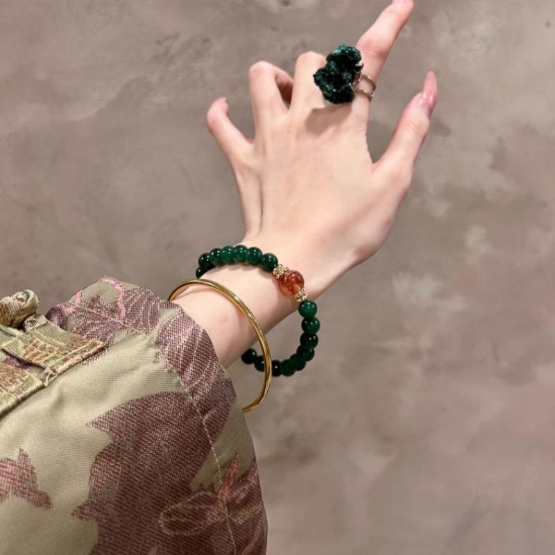 

High-end dark green jadeite bracelet for women, natural red agate crystal beaded bracelet, light luxury High-end dark green jadei