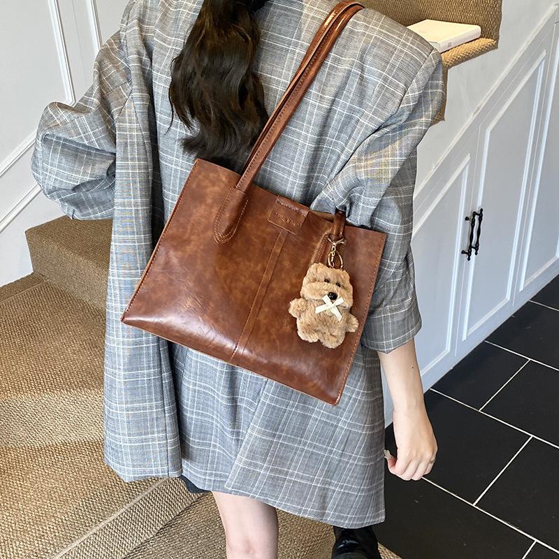 Large-capacity Bag Women's Autumn and Winter Versatile 2025 New Casual Shoulder Bag Texture Mother and Child Commuter Tote Bag