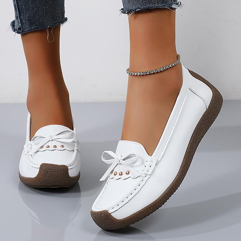 Casual Women's Flat Shoes with Soft Soles and Soft Tops, Large-sized Bean Shoes
