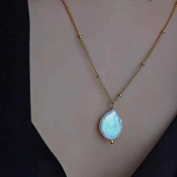 Natural Baroque Pearl Chokers Necklace Platinum Plated AAAA Grade Women s Light Luxury Niche Collarbone Chain Freshwater Pearl 45 cm