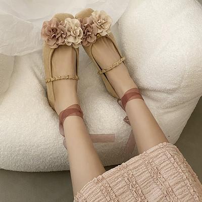 Scarpe basse a punta quadrata stile Mary Jane da donna, suola piatta, stile retrò balletto piccolo profumato, nuove per la primavera e l'autunno 2025