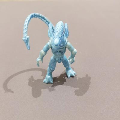 Loose Action Mini Figure Mega Construx Aliens Series 5 GDB14 FIGURE TOY
