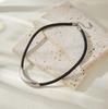 Yida Moderní kovový světelný sloup Ohýbaná trubka náhrdelník: Unikátní nepravidelný street style choker