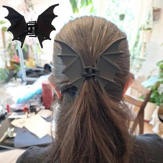 Women Hair Clip Halloween Bat Shape Shark Hair Claw Anti-slip Teeth Metal Grabbing Clips Hair Accessories