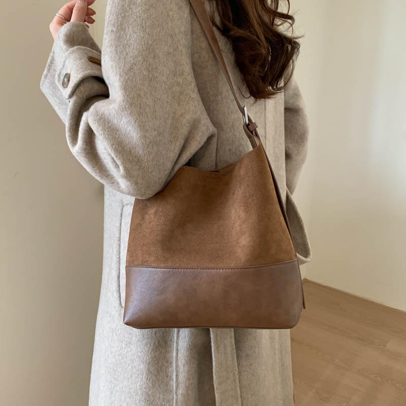 PU Shoulder Bag for Women with Suede and Smooth Panel Design Ideal for Daily Use Work