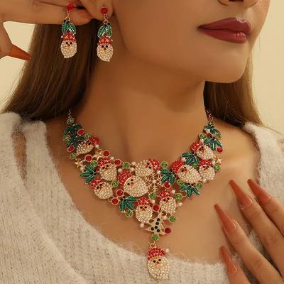 3tlg./Set Elegantes Liebliches Weihnachts-Zirkon-Set, Strass Santa Kranz Anhänger Halskette+Ohrringe Für Frauen Trendige Zirkon-Geschenke