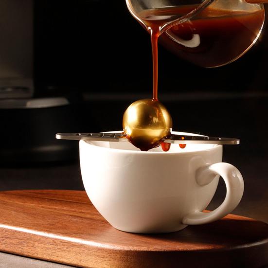 Espresso Cooling Ball Kit Espresso Coffee Cooler with Reusable Ice Sphere Stainless Steel Chiller Ball with Stand for Bourbon Cocktails Accessories