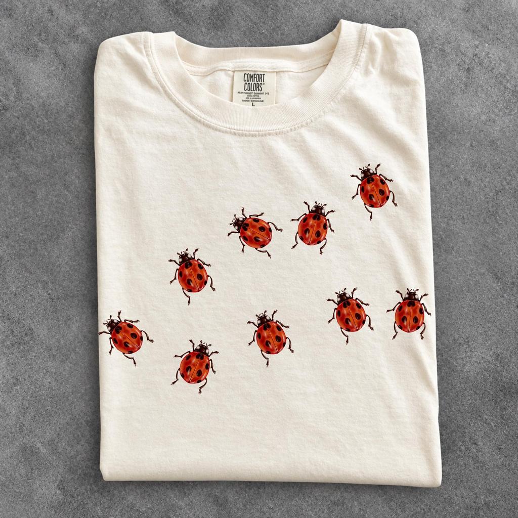 Vintage Ladybug Shirt, Retro Bug T-Shirt, Lady Bug Print, 90s Y2K Tee, Nature Lover