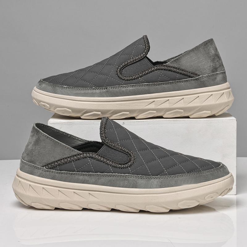 Fashion 2024 Fashion Brand Men's Flat Bottomed Loafers Soft Soled Soft Faced Park Walking Shoes Outdoor Men's Commuting Work Shoes