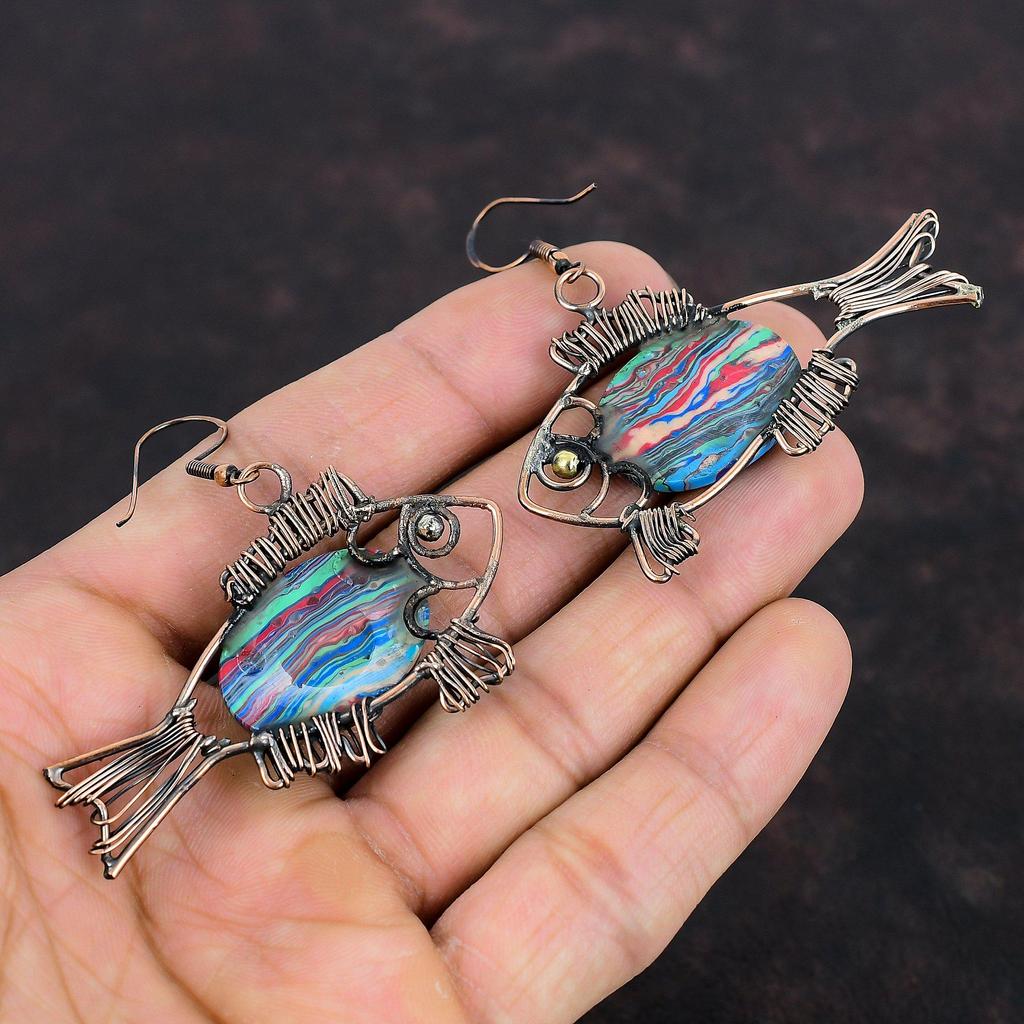 Regenbogen Calsilica Ohrring Kupferdraht umwickelter Schmuck Fisch Ohrring Handgefertigter Edelsteinschmuck Kupferohrring Drahtumwickelter Ohrring Für Geschenke