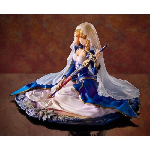 GOOD SMILE COMPANY Fate/stay Night Saber Garden of Avalon 1/7 Scale Plastic Pre-painted Finished Figure