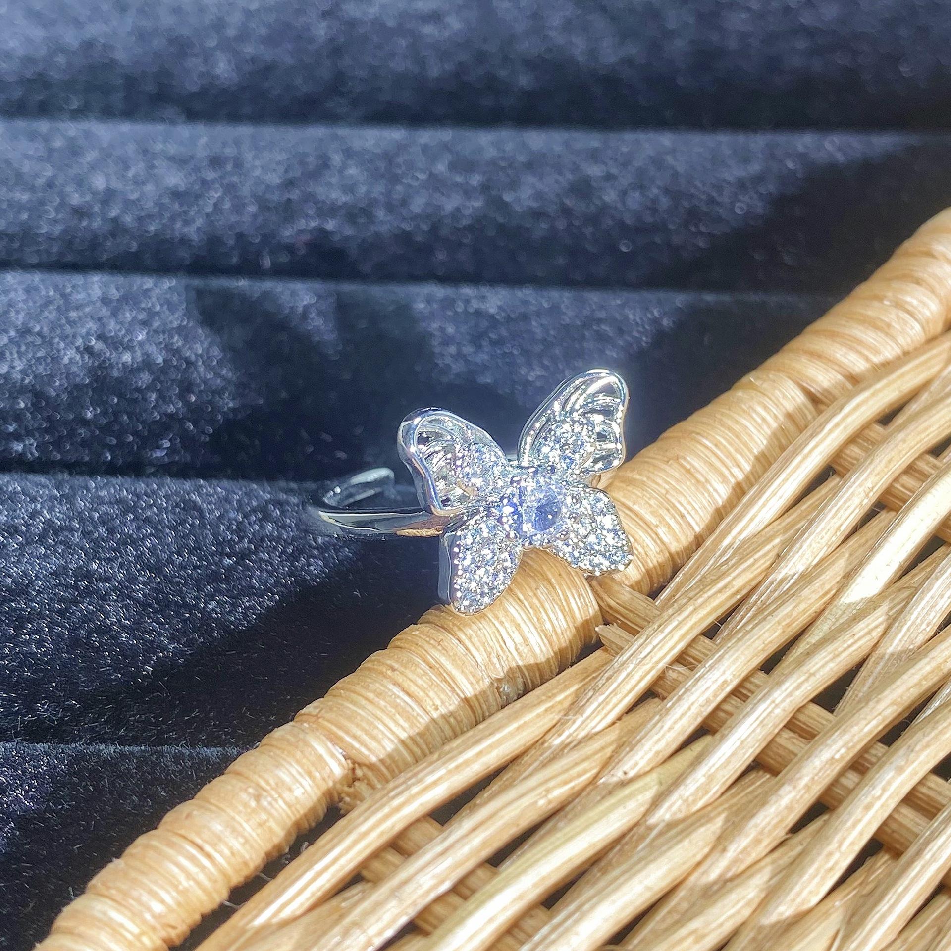 [Butterfly Diamond Qicai] Dopamine Contrasting Color Diamond Zircon Butterfly Opening Ring Super Flash Light Luxury Advanced Sense Ring Adjustable opening