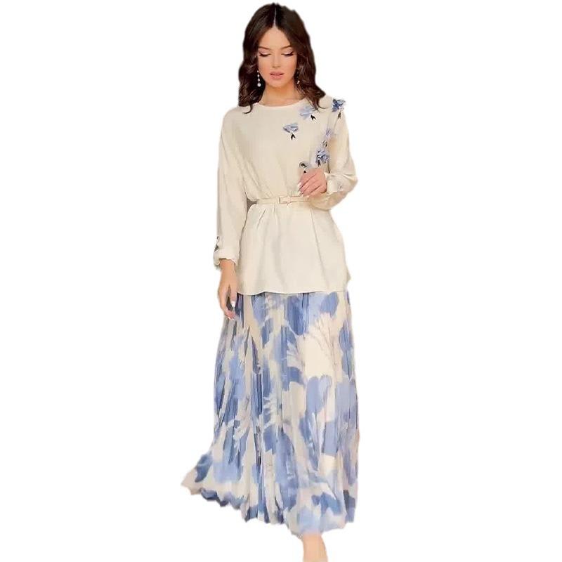 Autumn 2024 Stylish Women's Round Neck Top and Printed Skirt Two-Piece Set