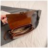 Ielgy Autumn Winter Retro Fashion All-Match Messenger Bag Super Hot One-Shoulder Underarm Small Square Bag