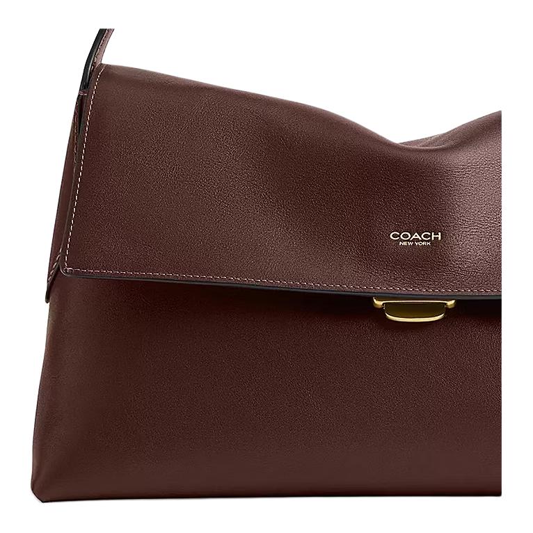 Coach Chelsea 36 Logo Charm Push Lock Closure With Zipper Pocket Natural Pebble Leather Shoulder Bag Large Women shoulder bag Maple-Brown CDS62-B4MPL