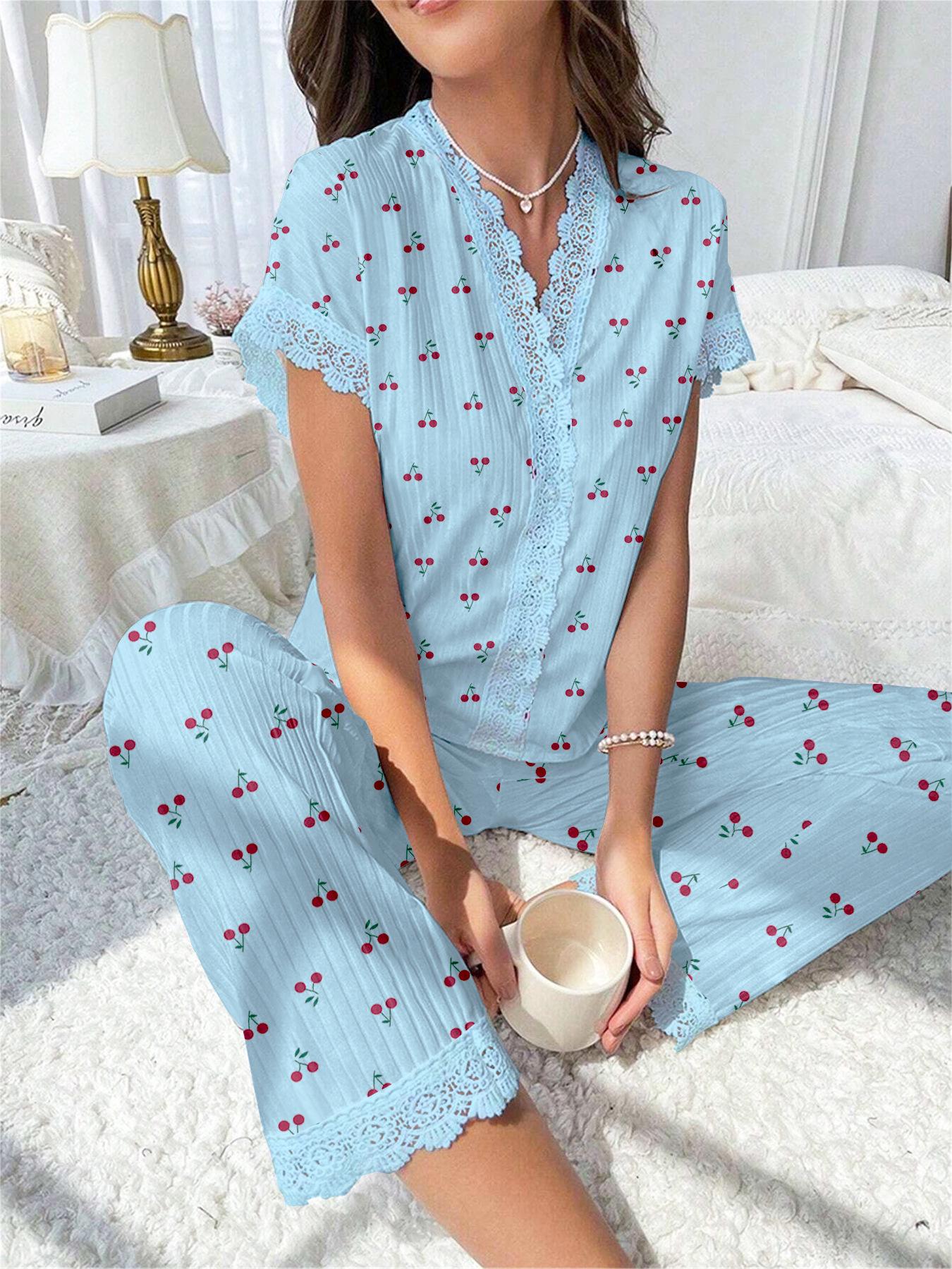 

Женский пижамный комплект с вишневым сердцем и V-образным вырезом - Летний, с коротким рукавом, свободного кроя, из двух частей XL