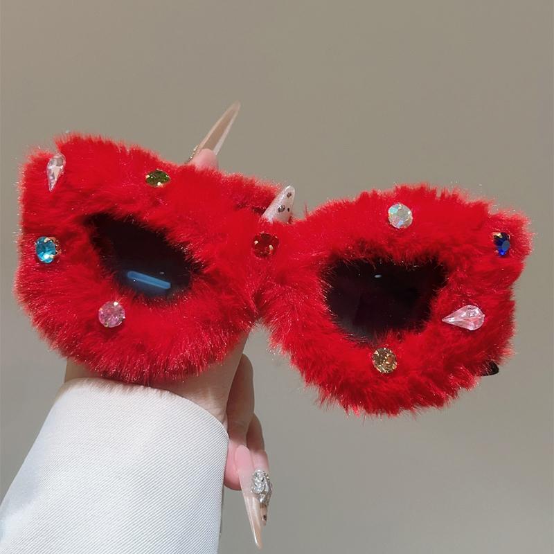 KAMMPT Furry Cat Eye Sunglasses with Rhinestones Women Cute Winter Outdoor Decor Shades Trendy Handmade Woolen Rim Sun Glasses