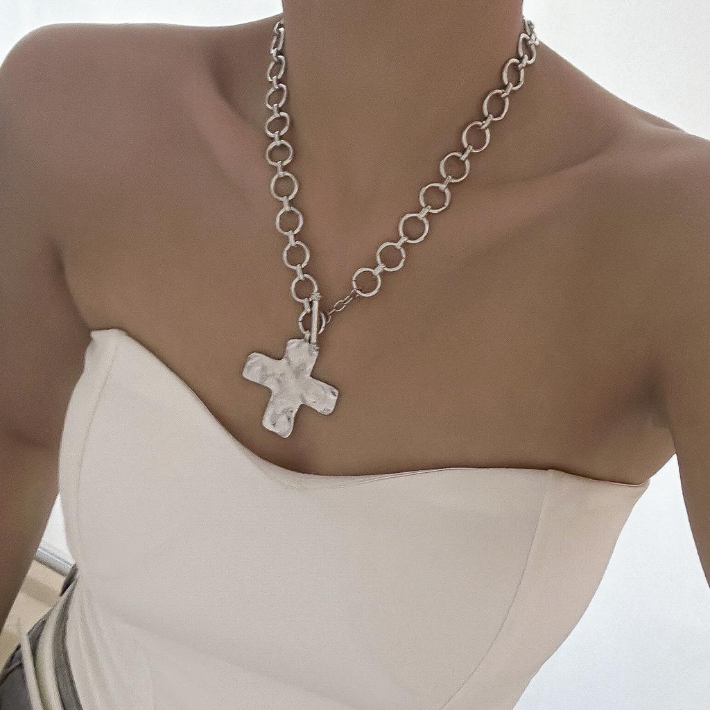 DIEZI Steampunk Cross Pendant Necklace For Women Punk Gold Silver Color Statement Chokers Clavicle Chain Necklace Gift Jewelry