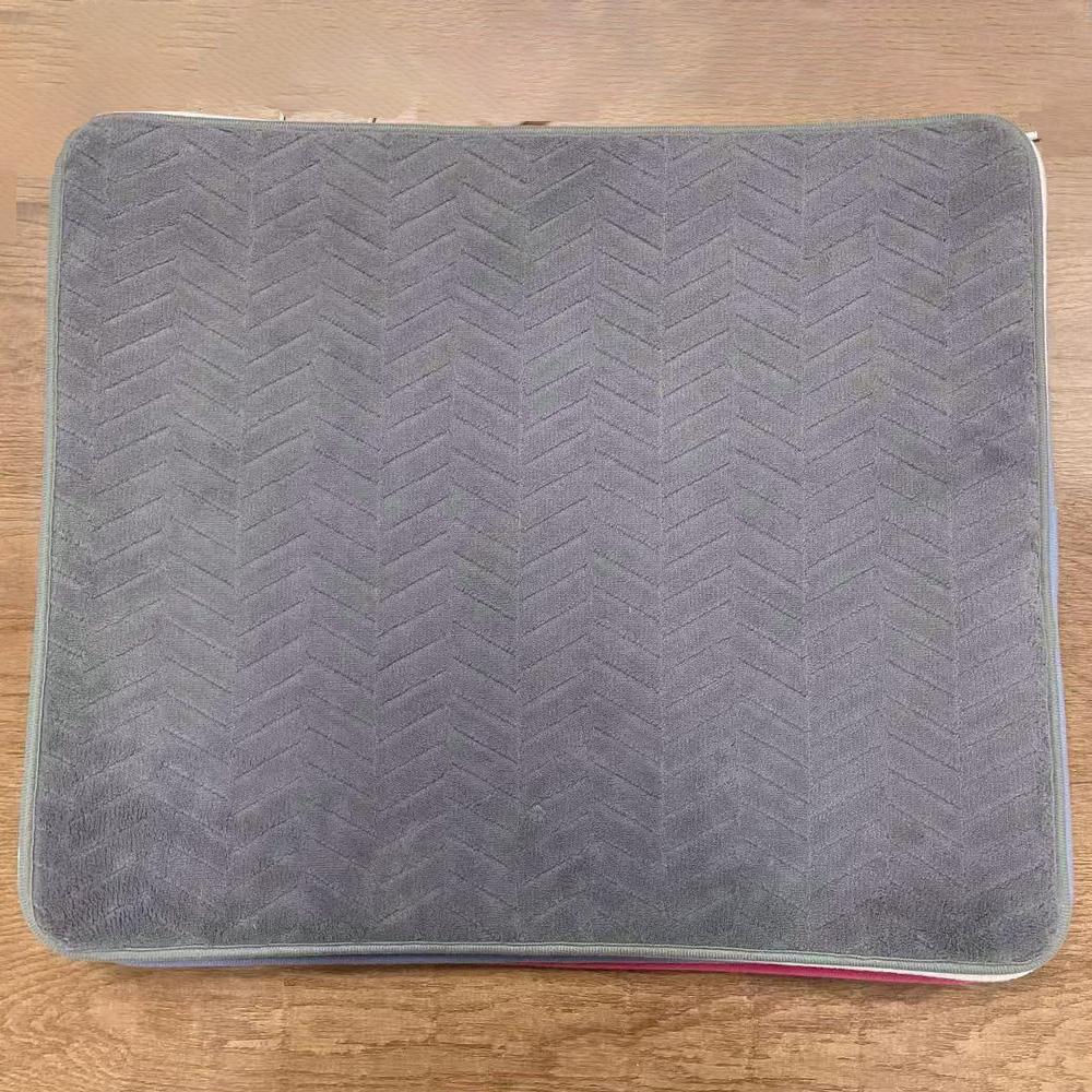 Wholesale Customizable Water Absorbent Non-Slip Bath Bathroom Floor Mat for Home or Hotel Use (Dark Gray,45*60cm)