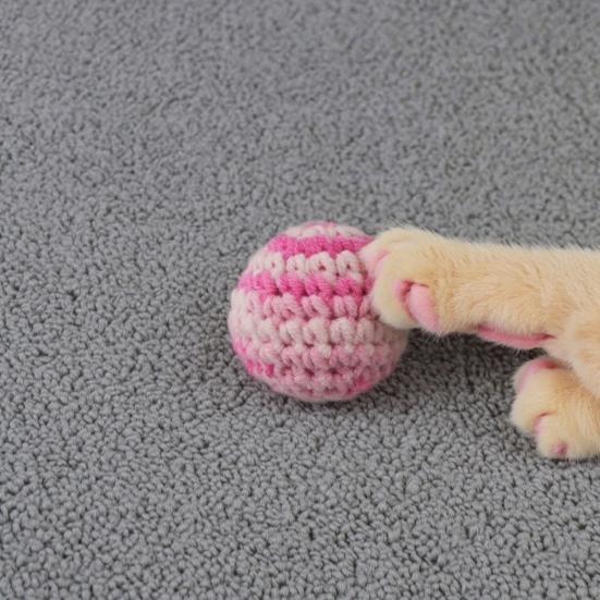 Interactive Cat Toys, Wool Crocheted Ball, Bite-Resistant Teaser Ball for Scratching Chasing, Plush Safe Toy for Cats