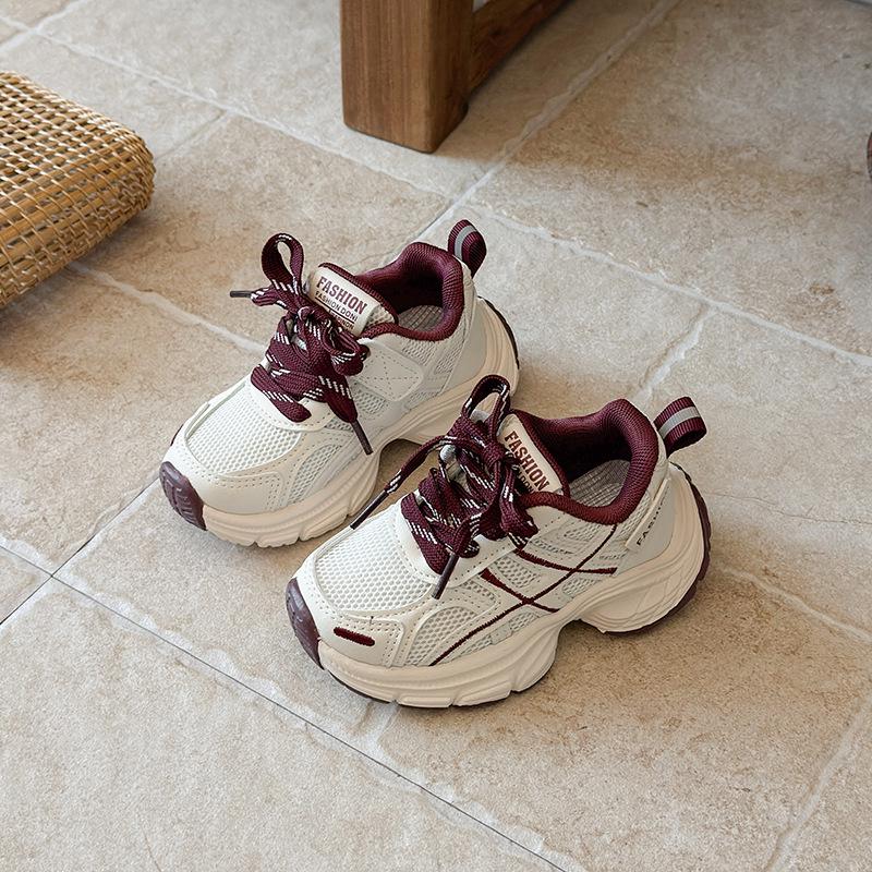 

Весна 2026 Юнацькі Унісекс Кросівки в Корейському Стилі, що Збільшують Зріст Size 24, inner length 15 CM червоний