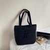 Fall 2025 New Solid Color Simple Tote Bag Fashion Trend Commuter Armpit Bag Korean Large Capacity Shoulder Bag