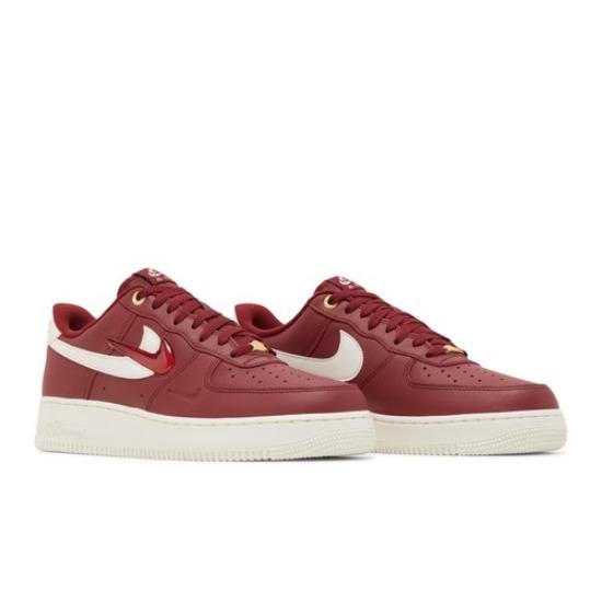 

Nike Air Force 1 07 Join Forces Team Red DQ7664-600 EU 45.5 червоний